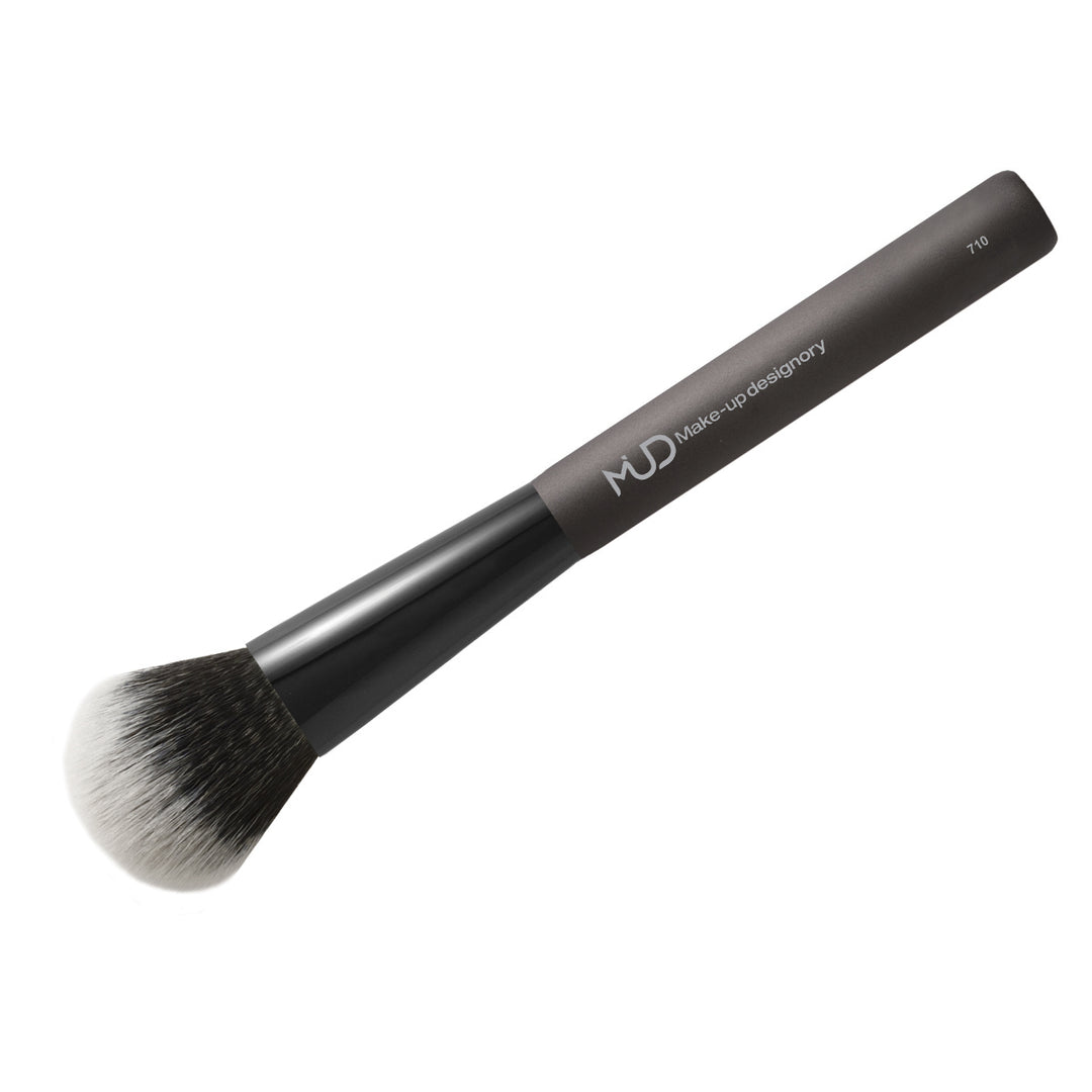 #710 Powder Blush Brush-Make-up Designory